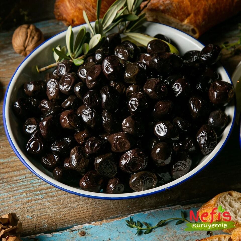 Şah Gemlik Siyah Zeytin 201-230 Kalibre 1 kg